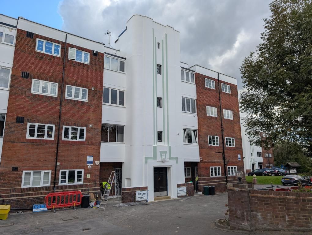 Property photo 1 of 21 External View