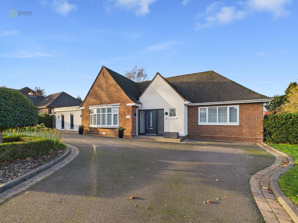 Property photo 1 of 40 Cam03830G0-Pr0240-Still011