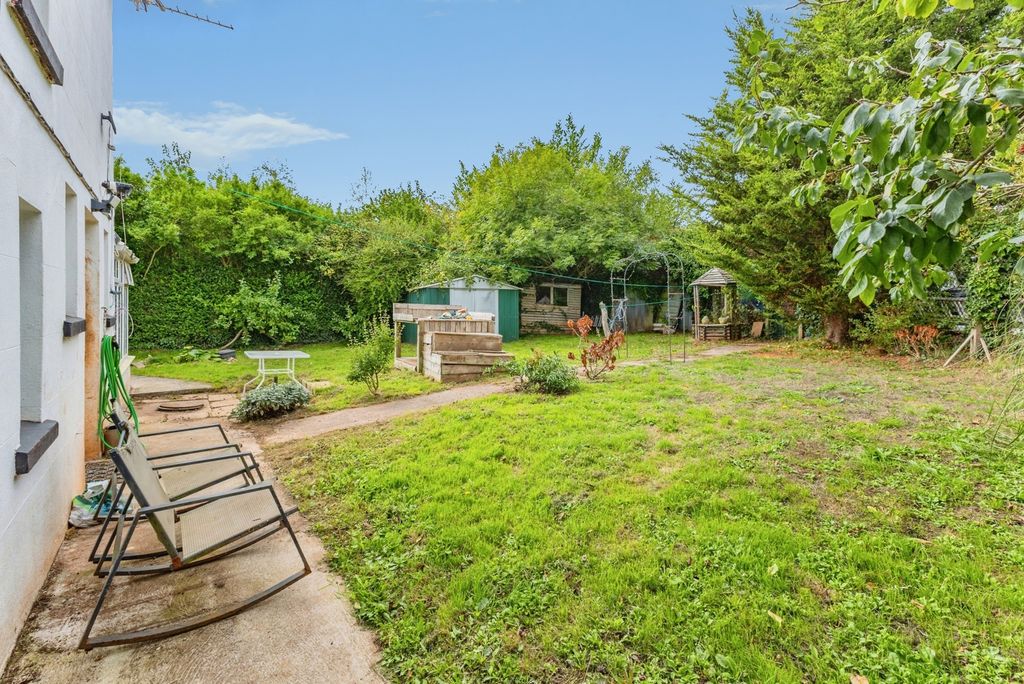 Property photo 3 of 7 Pbox-Img.Jpg