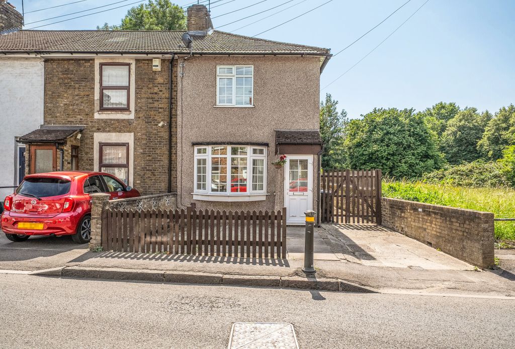 Property photo 1 of 19 1484001-19-6A3Eac...