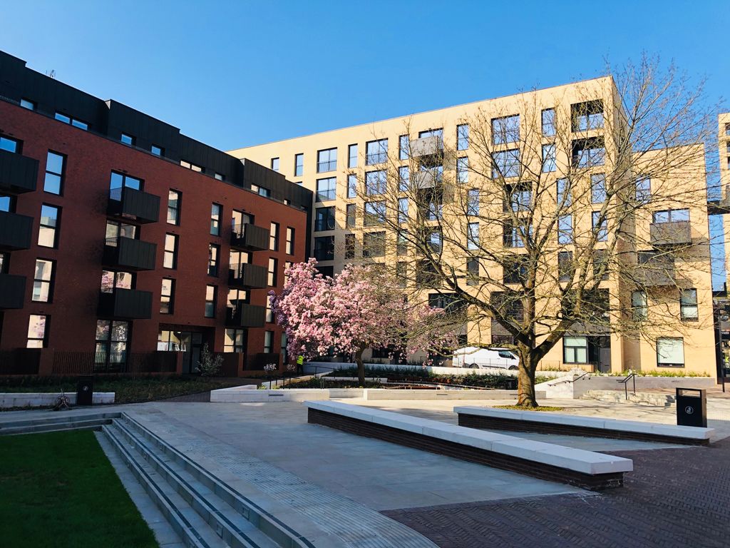 Property photo 1 of 8 Exterior