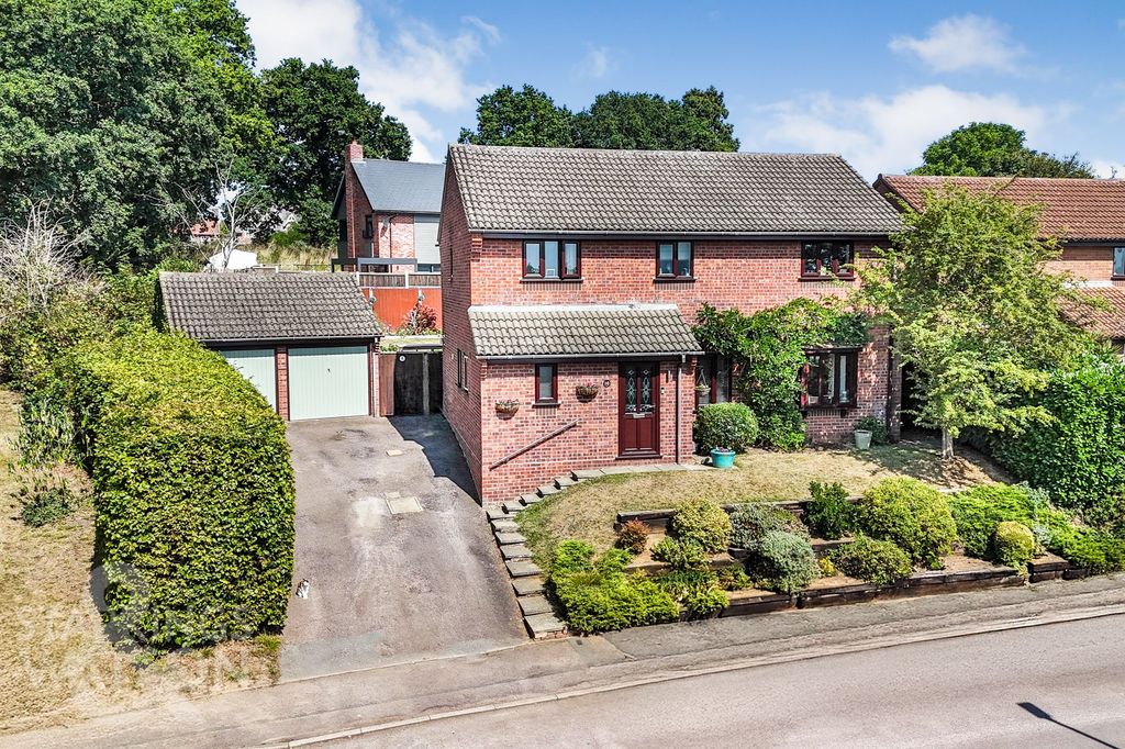 Property photo 1 of 24