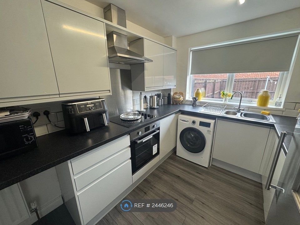 Property photo 3 of 8