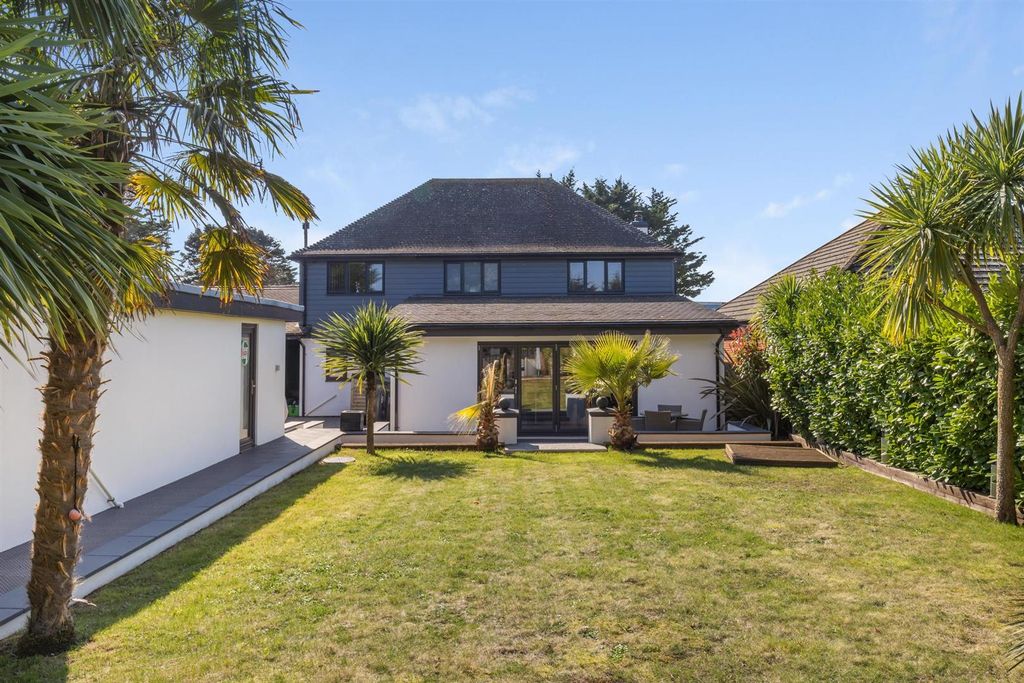 Property photo 3 of 32 010A8807.Jpg