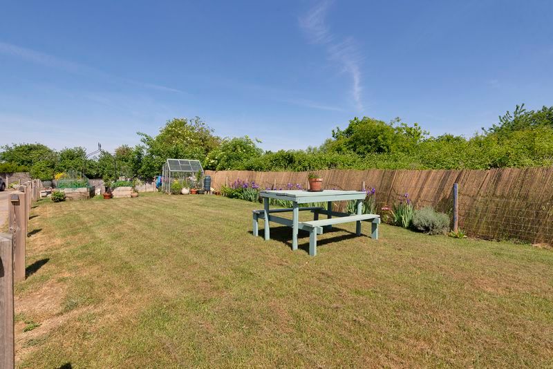 Property photo 3 of 20 Photo 39