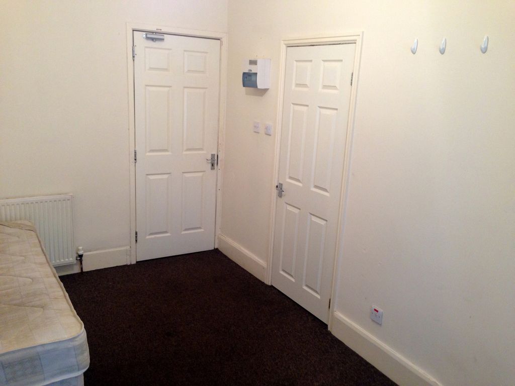 Property photo 3 of 5 Gallery
