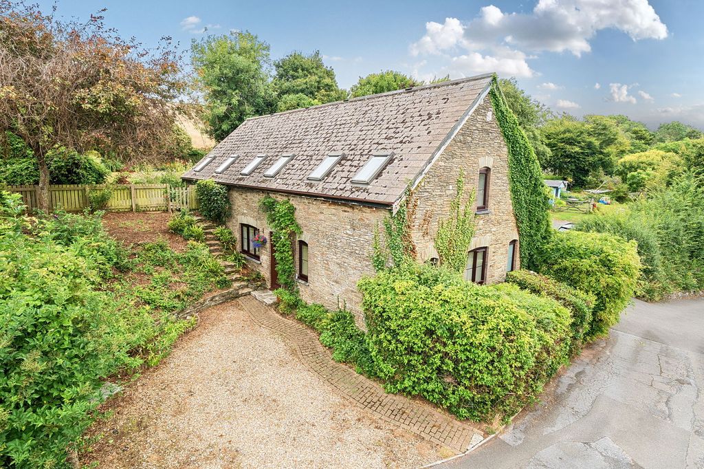 Property photo 1 of 16