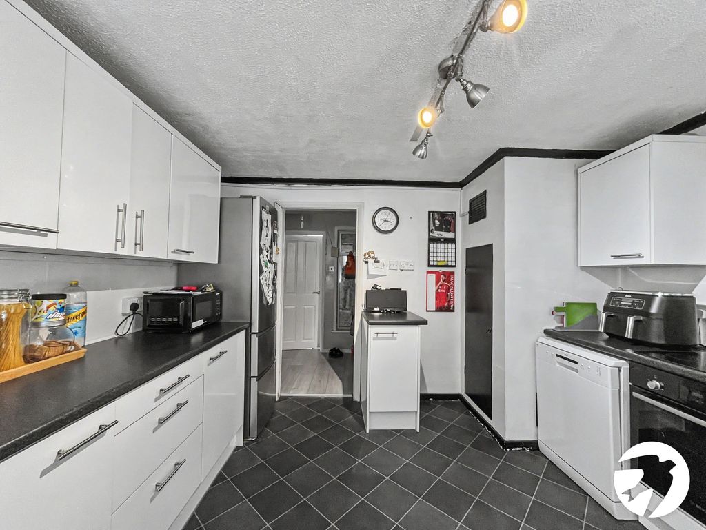 Property photo 2 of 15 Picture No. 07