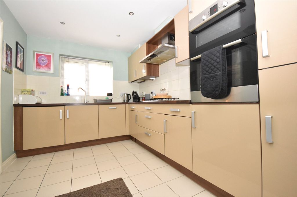 Property photo 3 of 20 Picture No. 06