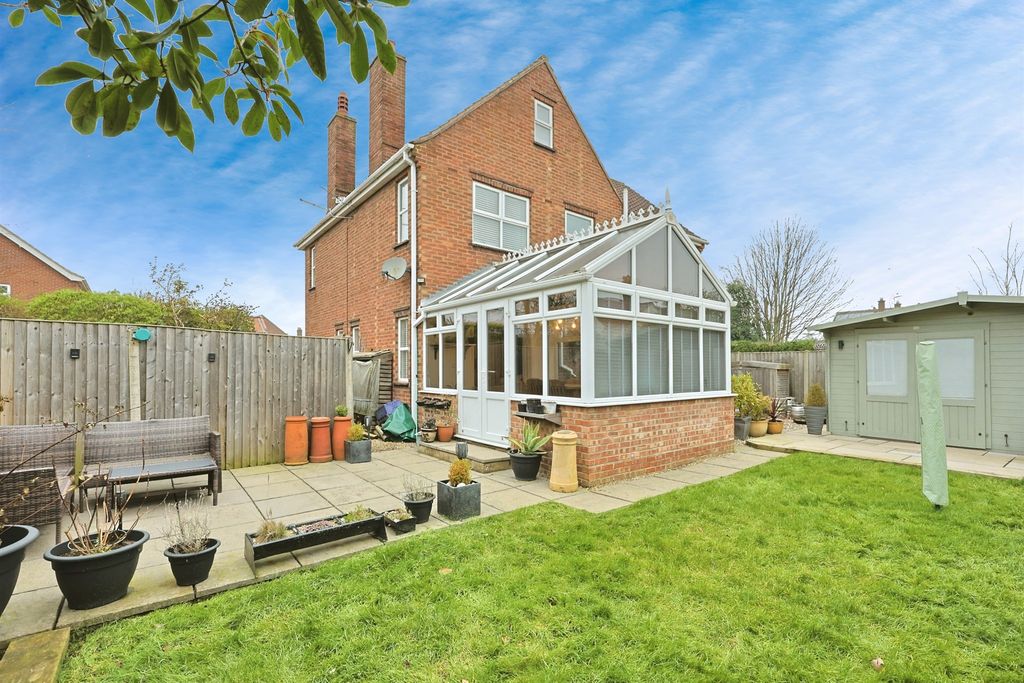 Additional image 20 of 4 bed detached house for salePark Road, Dereham NR19