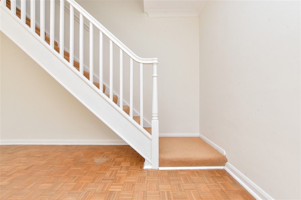 Property photo 2 of 17 Internal Feature