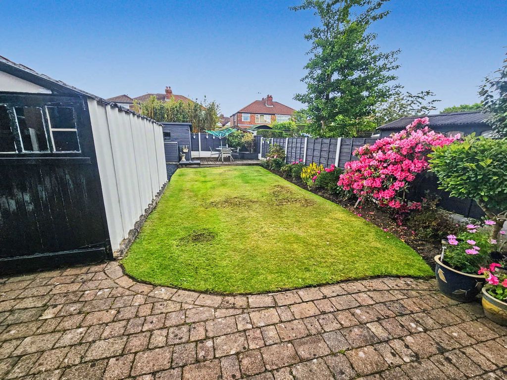 Property photo 2 of 14 Outside