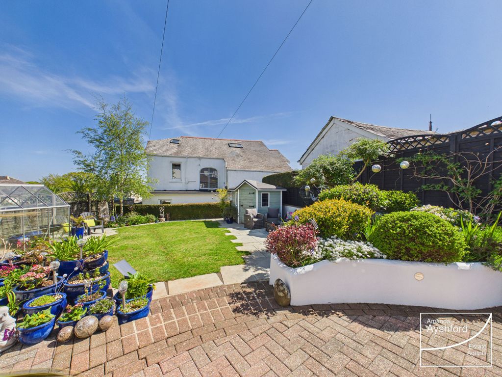 Property photo 3 of 36