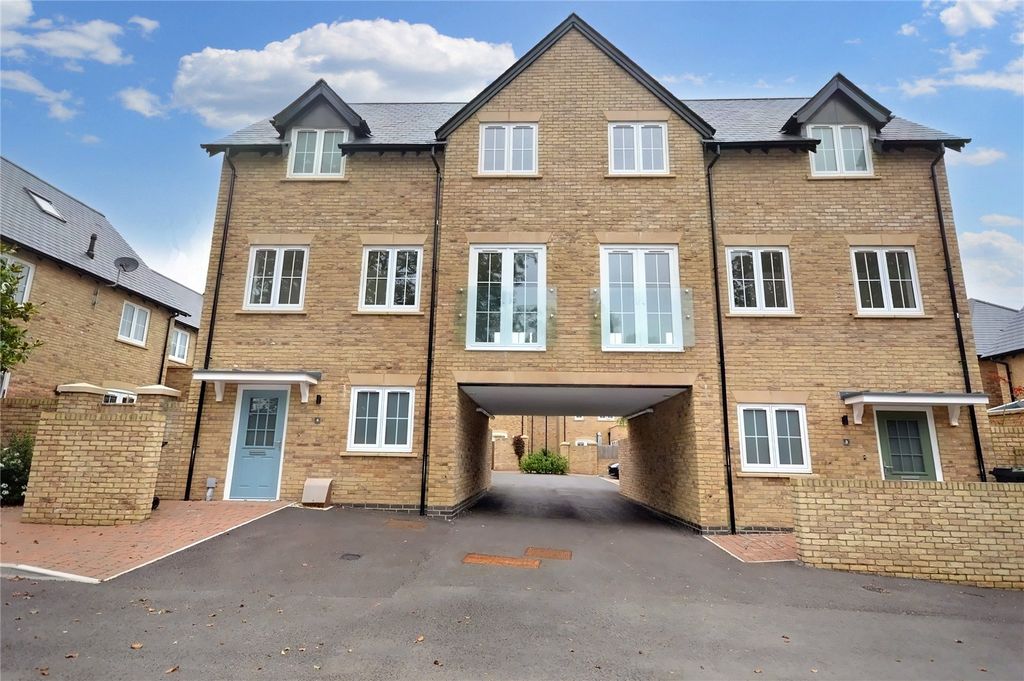 Property photo 1 of 17 Picture No. 22