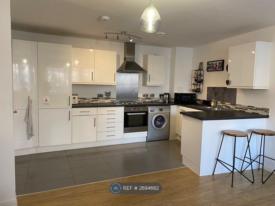 Property photo 1 of 21 Open Plan Kitchen