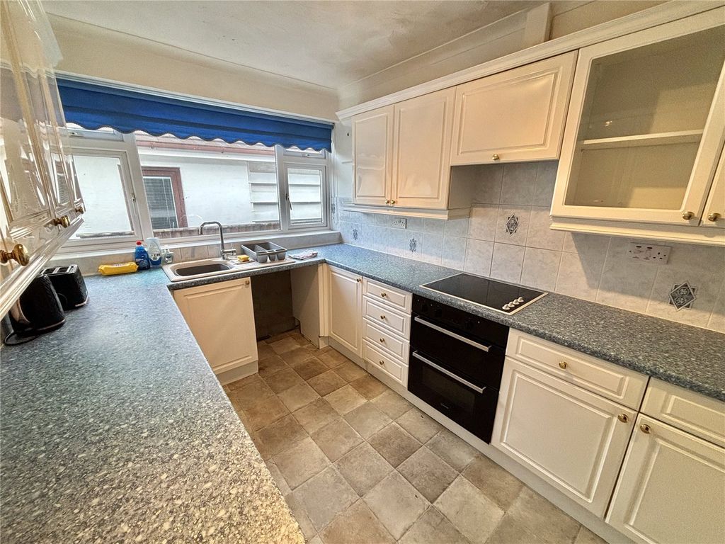 Property photo 2 of 19 Picture No. 25