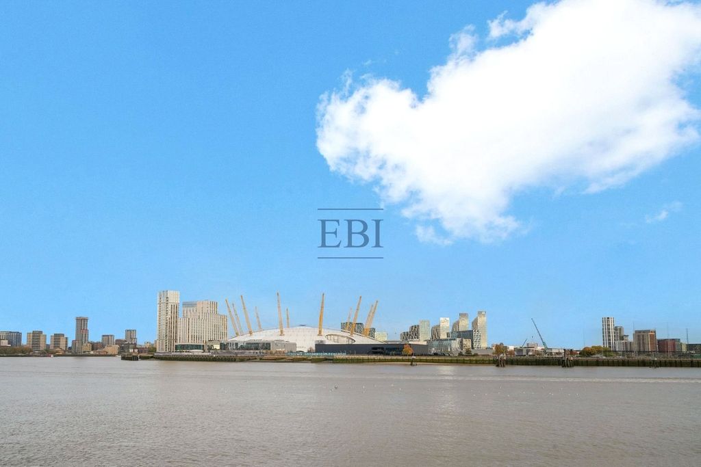 Property photo 2 of 17 Picture No. 25