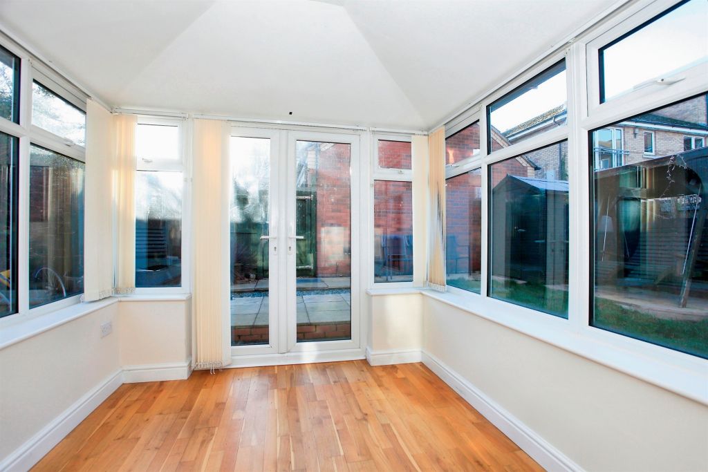 Property photo 1 of 17 Sun Room