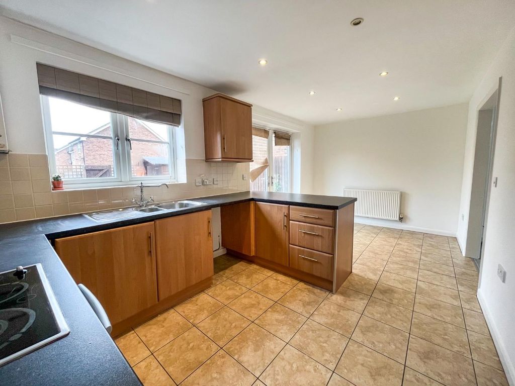 Property photo 3 of 11 Tlc_4F4Cf7A6-381c-4926-8B3c-A85A887B3Ad6_Bf924c3.J