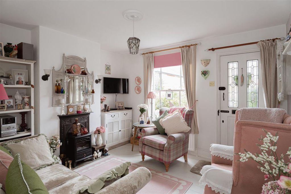 Property photo 3 of 17 1.Jpg