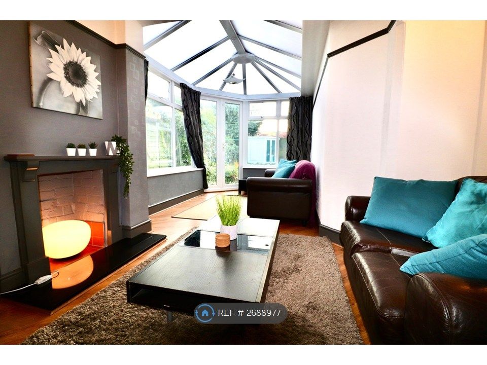 Property photo 3 of 21