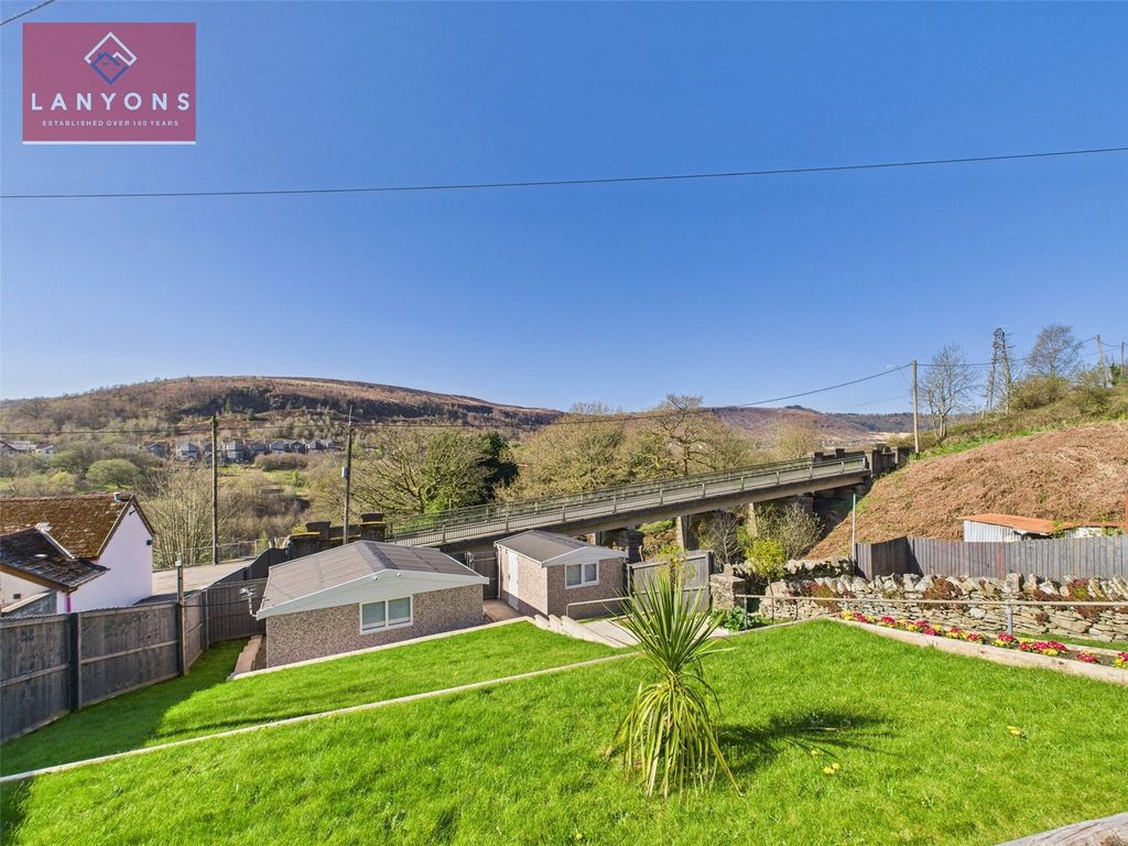 Property photo 2 of 20 Picture No. 6