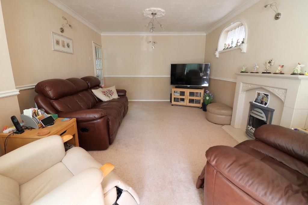 Property photo 3 of 18