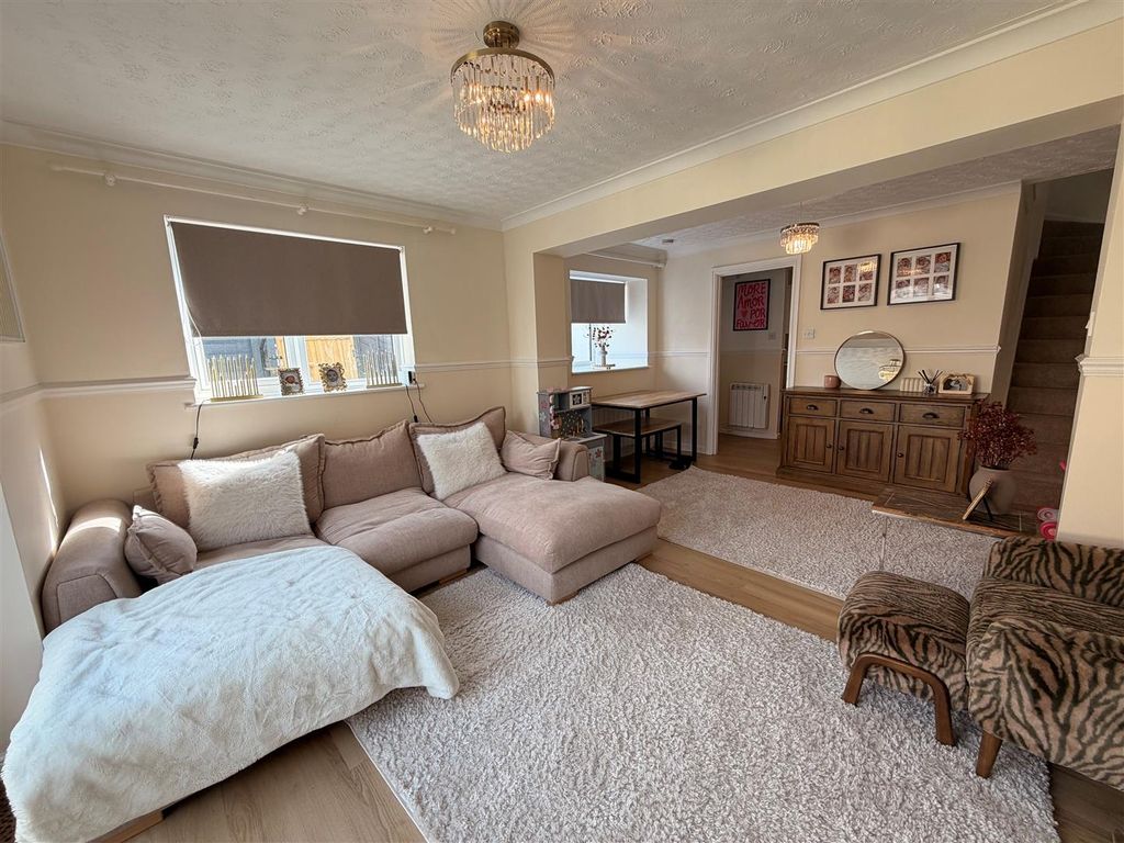 Property photo 2 of 11 New Sitting Room.Jpg