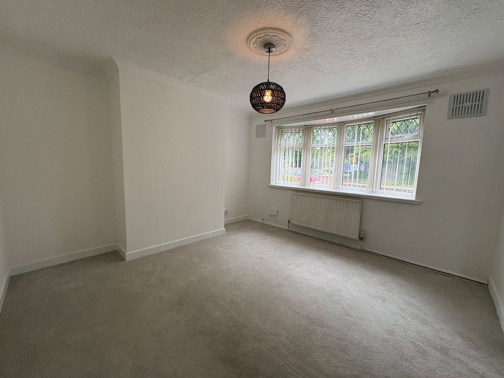 Property photo 2 of 11 Picture No. 02