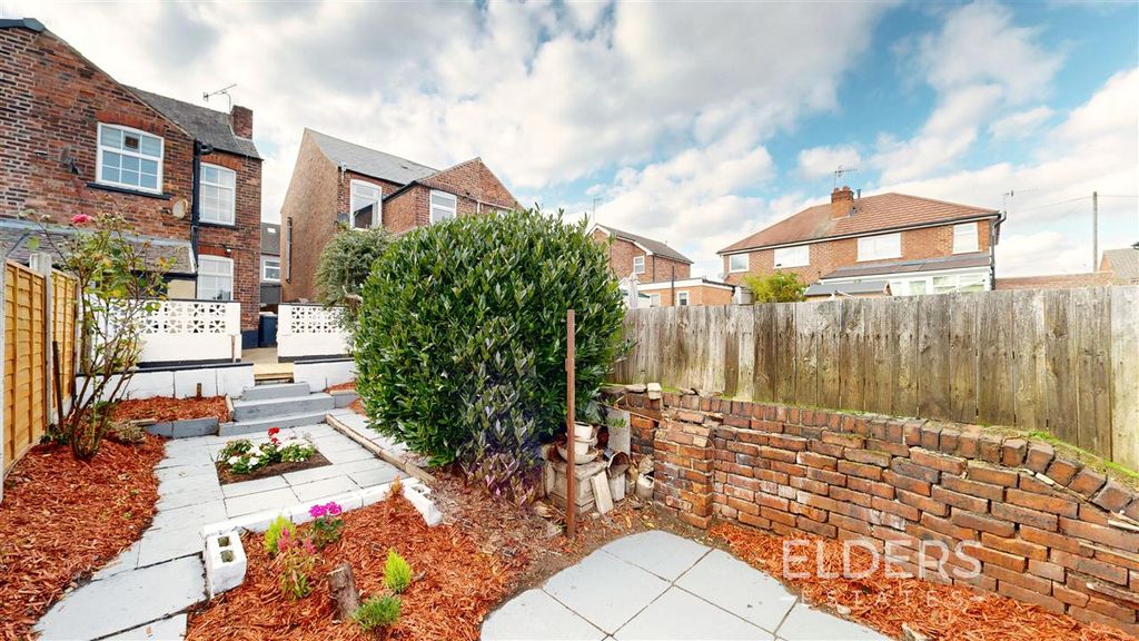 Property photo 2 of 14