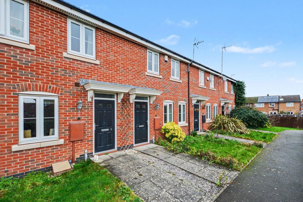 Property photo 1 of 18