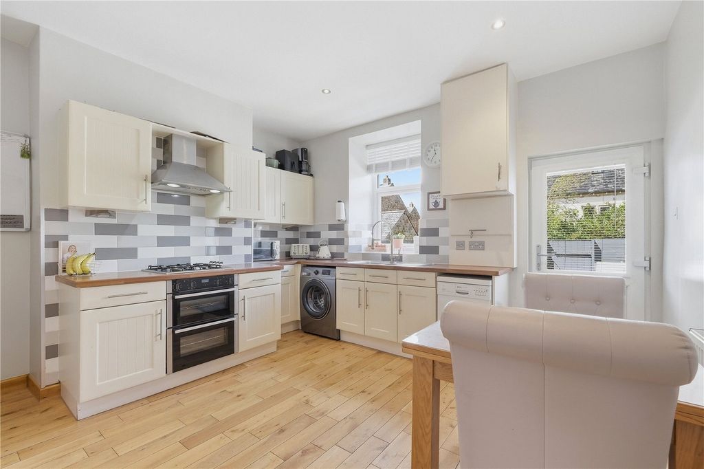 Property photo 3 of 19 Kitchen Dining