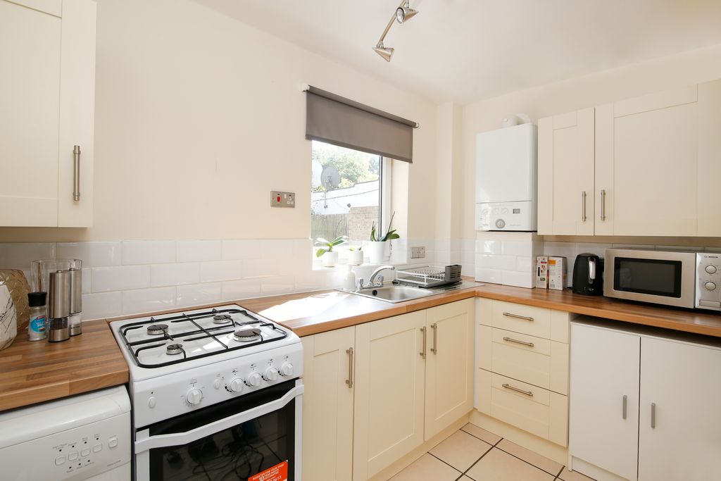 Property photo 2 of 14
