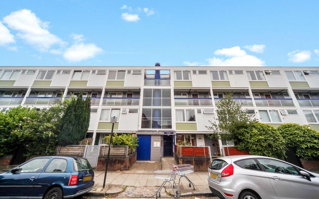 Property photo 1 of 7