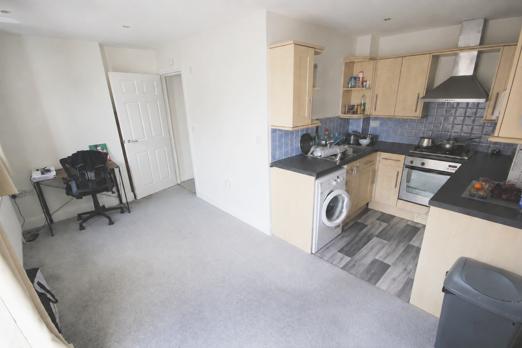 Property photo 3 of 7