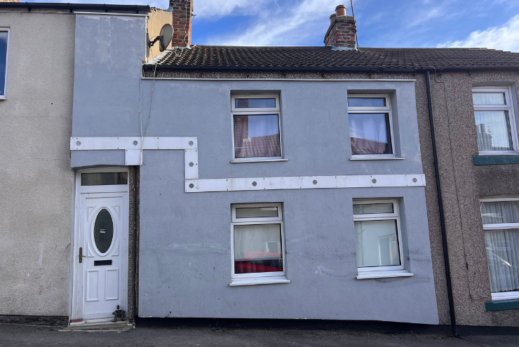 Property photo 1 of 12