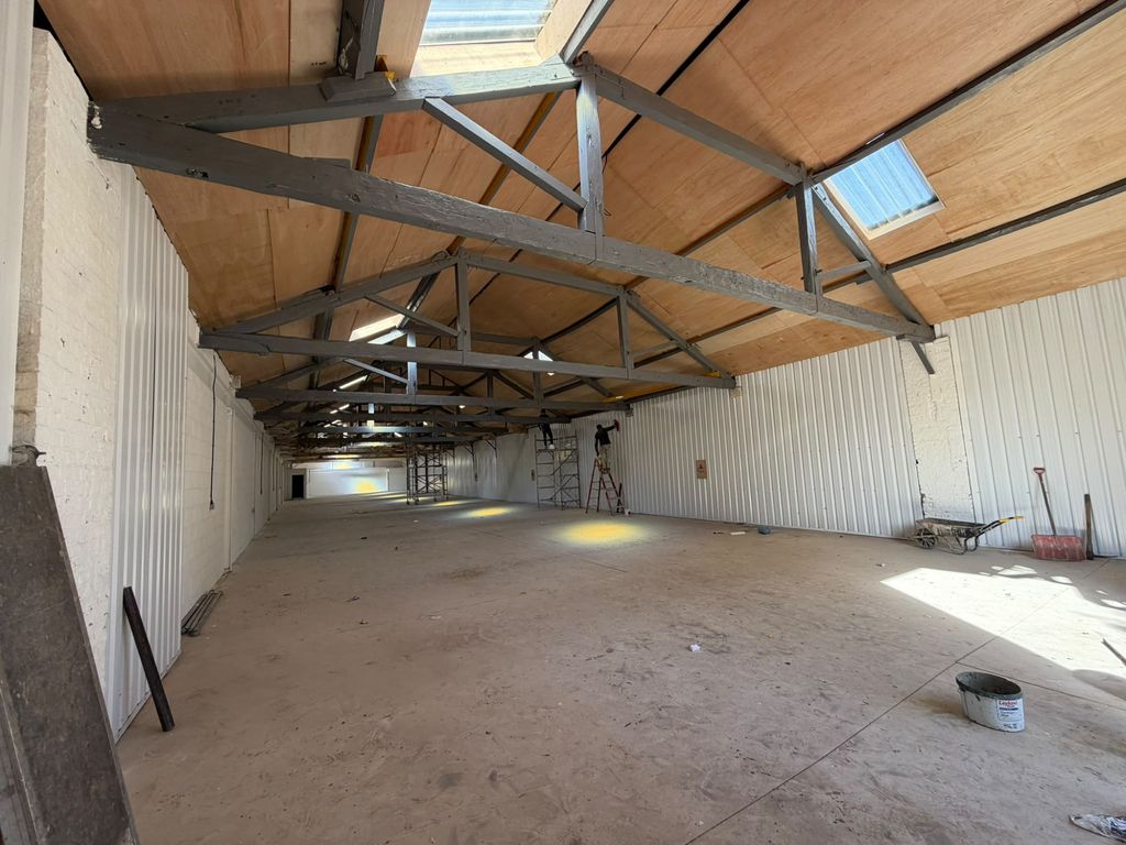 Property photo 2 of 5