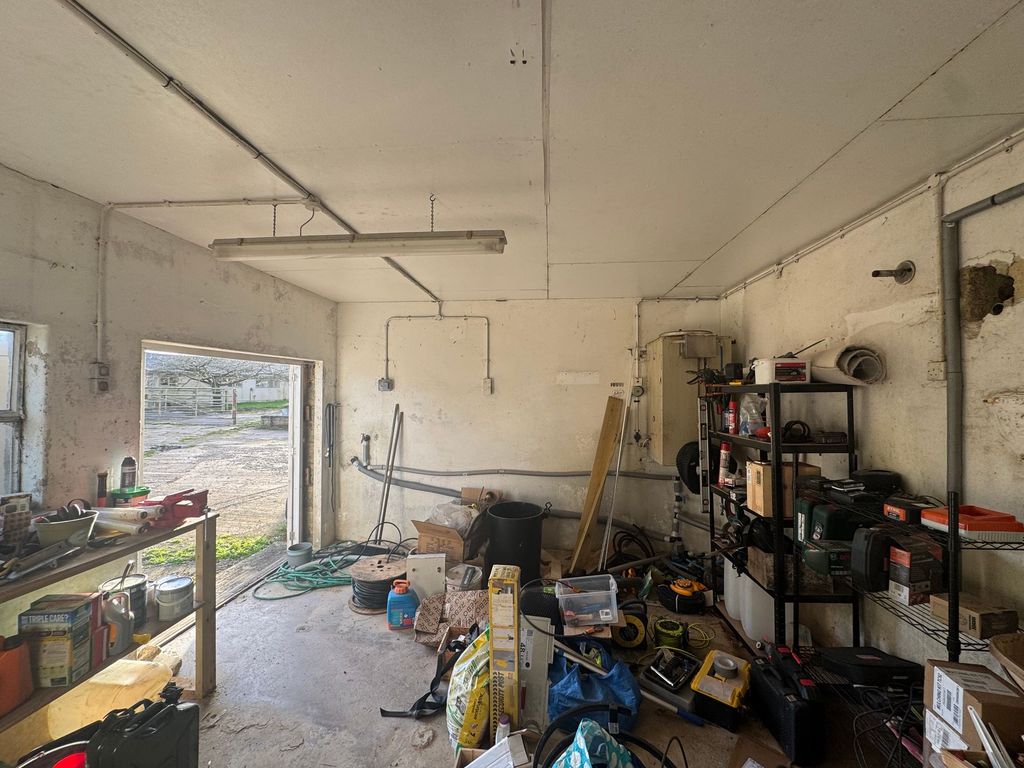 Property photo 2 of 4