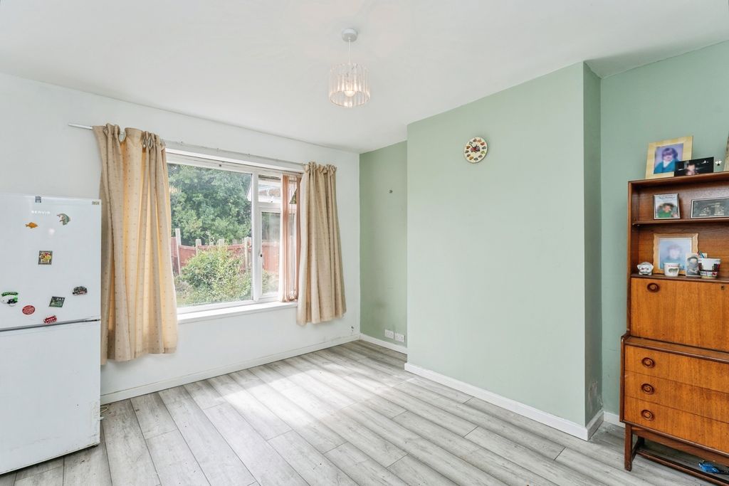 Property photo 3 of 13 Pbox-Img.Jpg