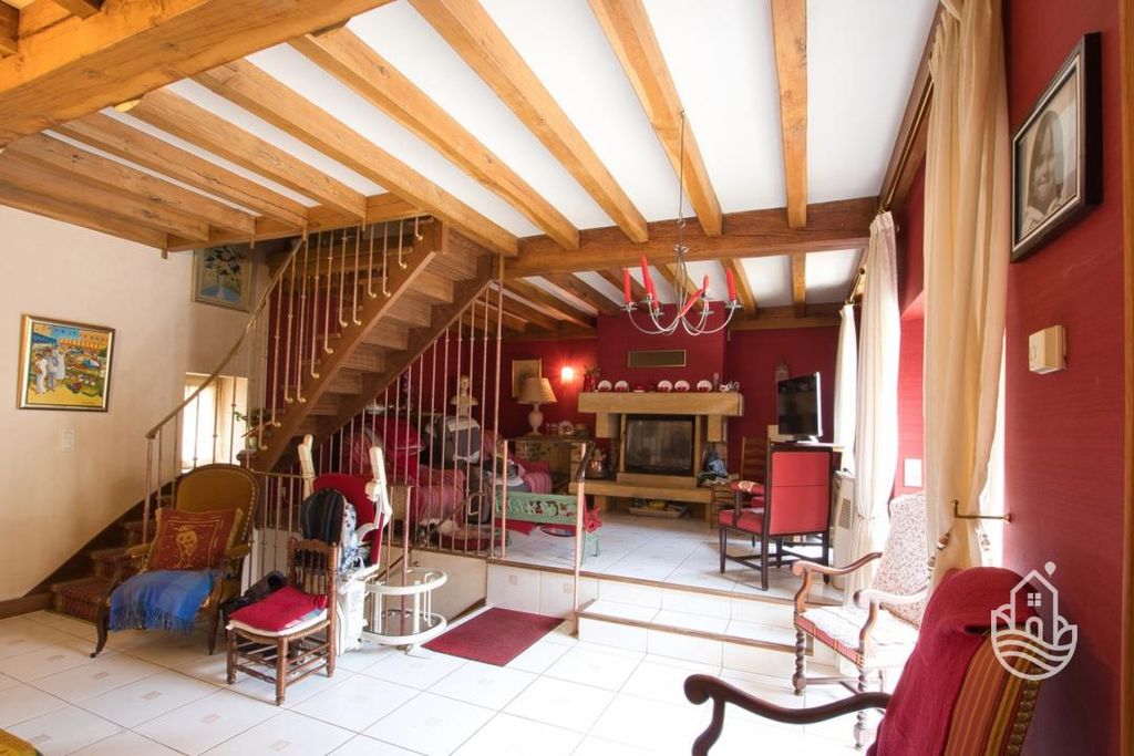 Property photo 2 of 10