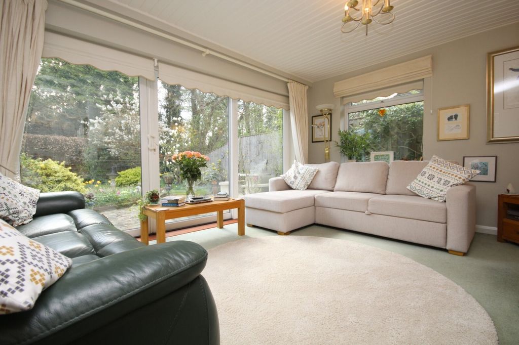 Property photo 2 of 16 Picture No. 13