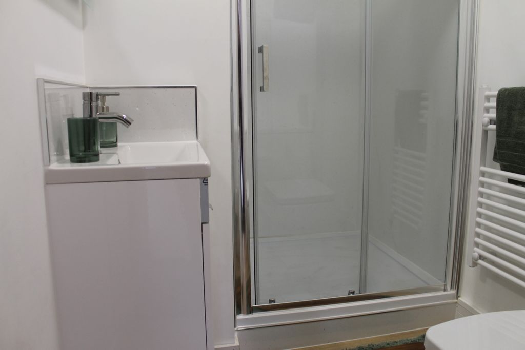 Property photo 3 of 6 Img_3122