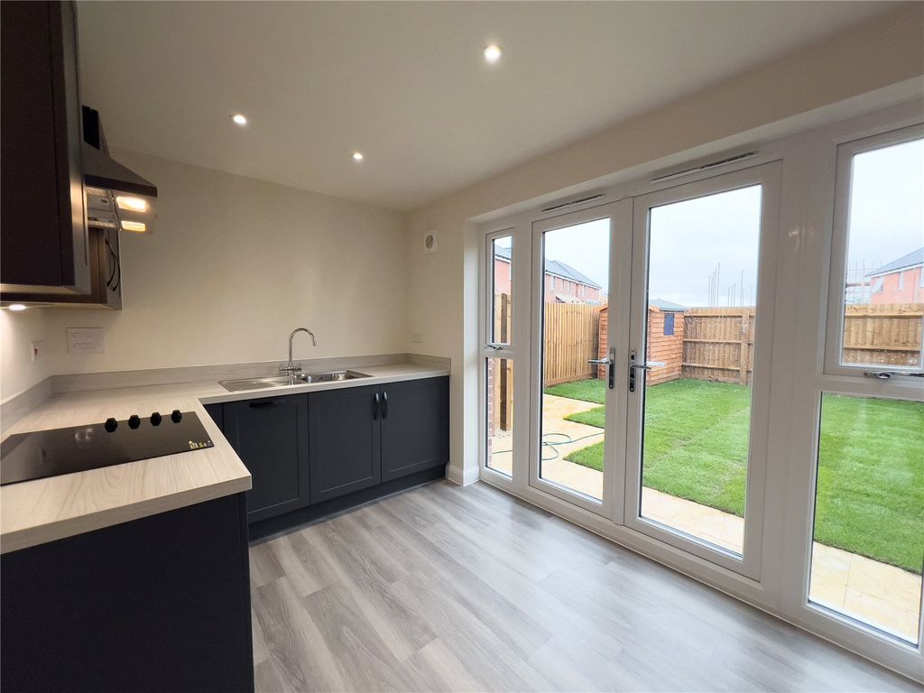 Property photo 2 of 13 Picture No. 07