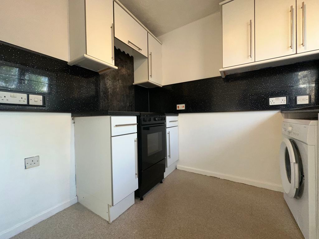 Property photo 2 of 8 Photo 2