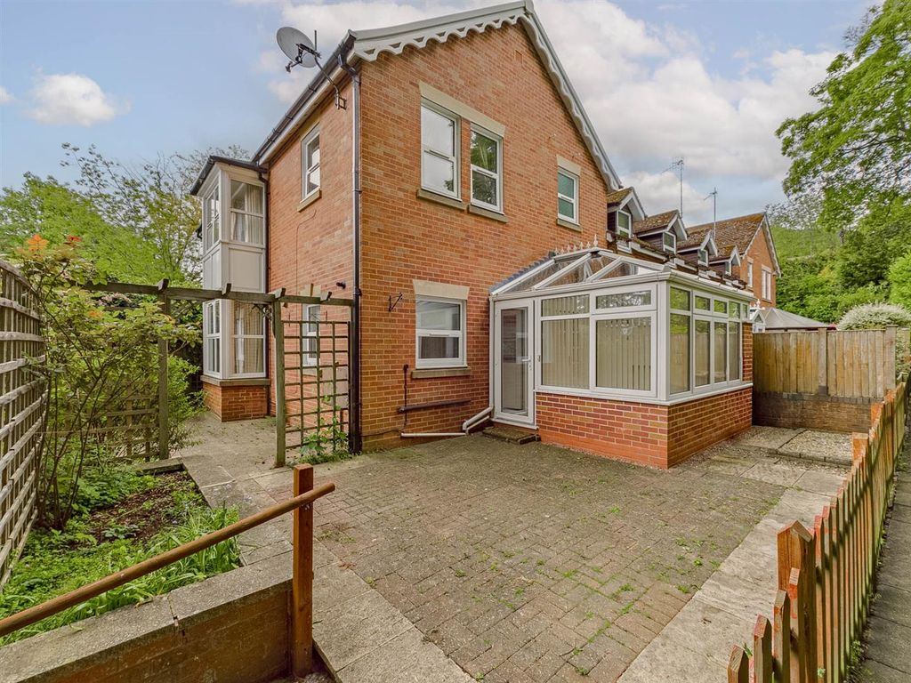 Property photo 3 of 18 Cam03972G0-Pr0365-Still018-Edit.Jpg