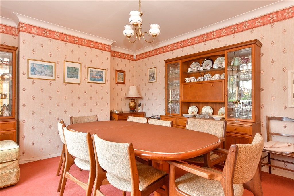 Property photo 1 of 17 Dining Room