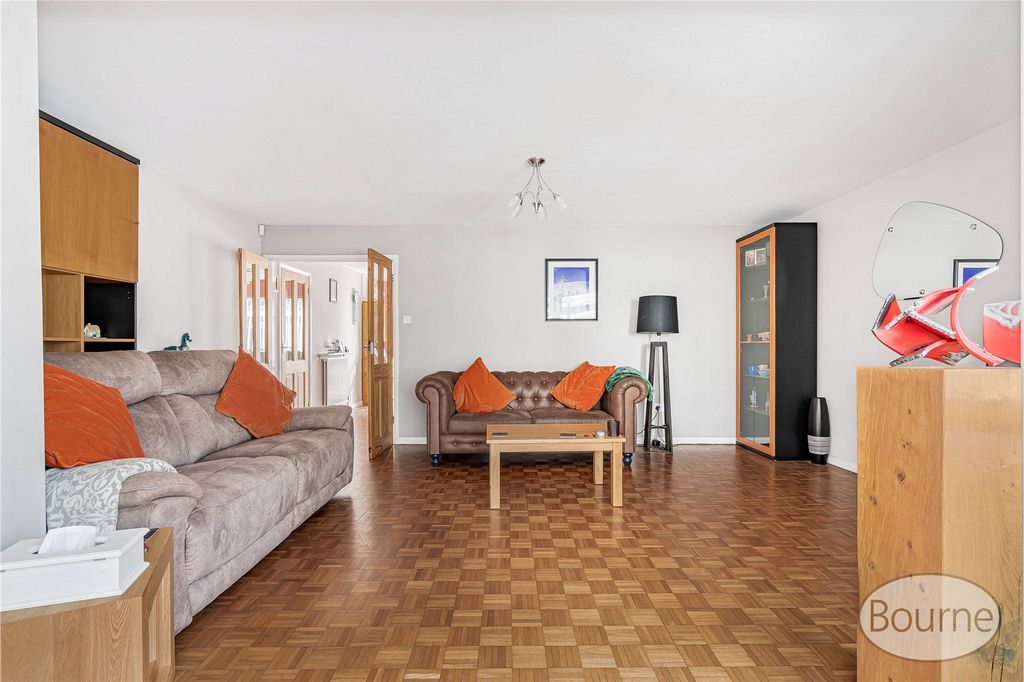 Property photo 3 of 16 Picture No. 03