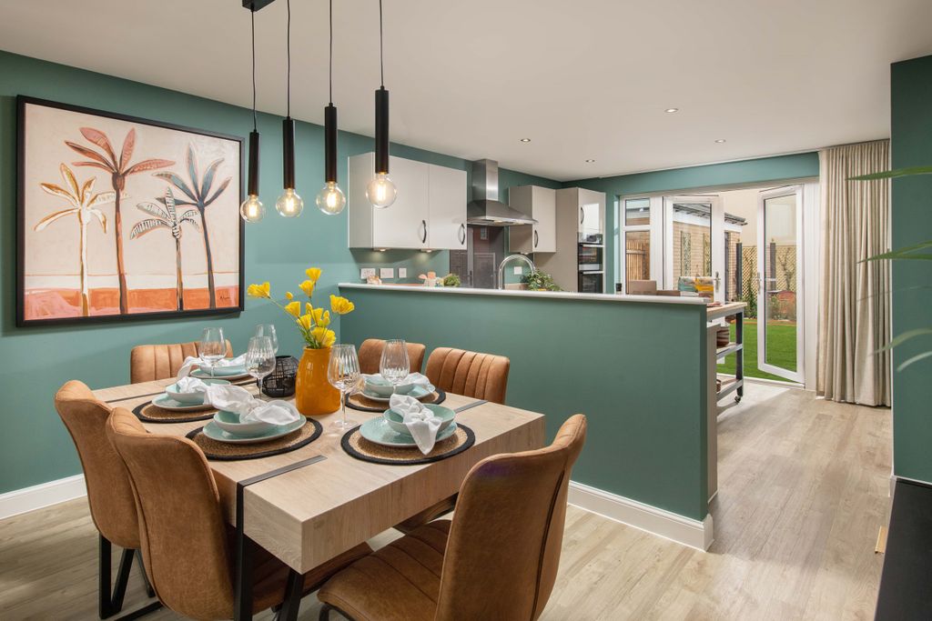Property photo 3 of 10 St Peters Chase Dwh Conwy Lounge