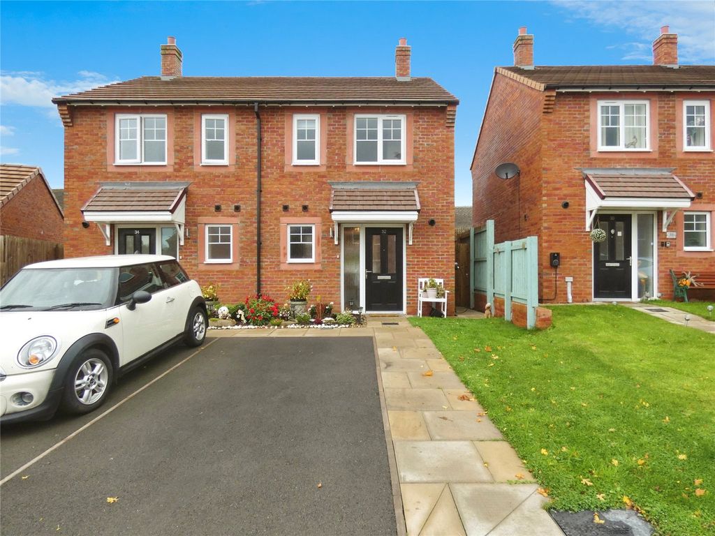 Property photo 1 of 9 External