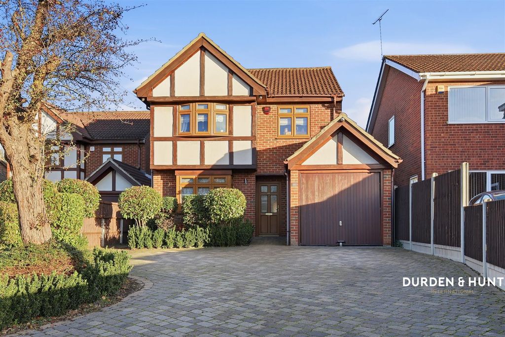 Property photo 1 of 27 High Road North